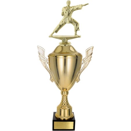 złoty Puchar z figurką karate - trofeum do twojej dyscypliny