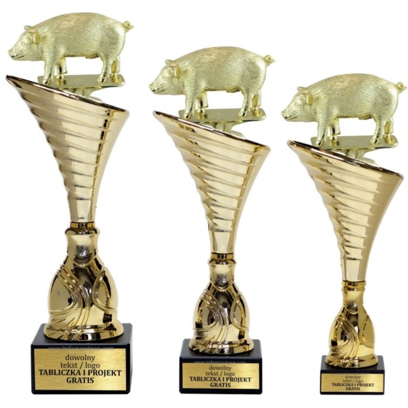 Zestaw pucharów NT1000 z figurką świnia hodowla zwierząt 28-25-24 cm