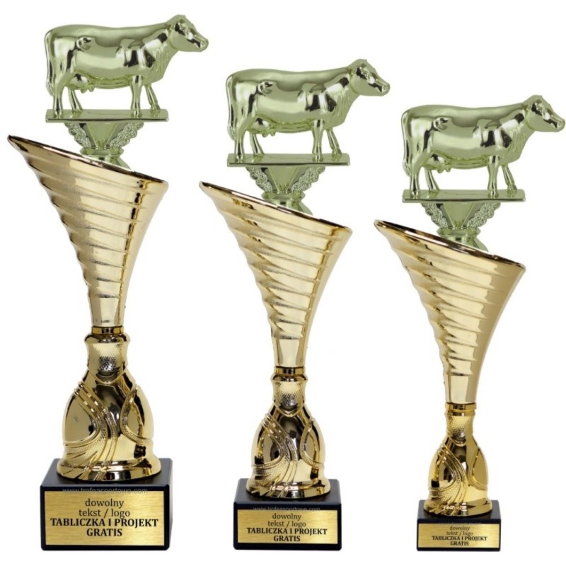 Komplet pucharów NT1000 z figurką krowa hodowla zwierząt 30-27-26 cm