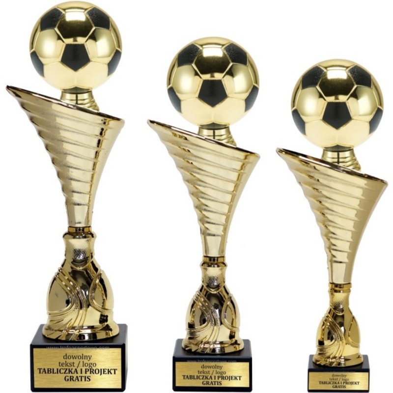Zestaw pucharów NT1000 z figurką piłka nożna 31-28-27 cm