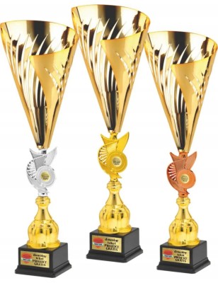 Puchar 26113 – z dynamicznym kielichem