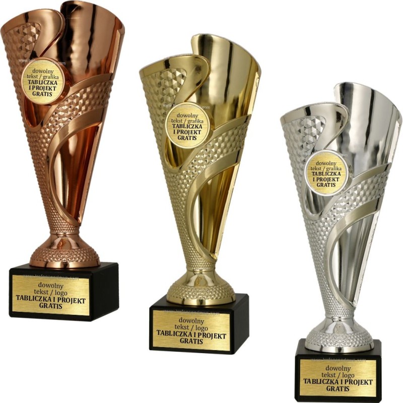 Puchar sportowy 9281 w kolorach podium z uchwytami