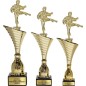 Komplet pucharów NT1000 z figurką karateka karate 34-31-30 cm Komplet pucharów NT1000 z figurką karateka karate 34-31-30 cm