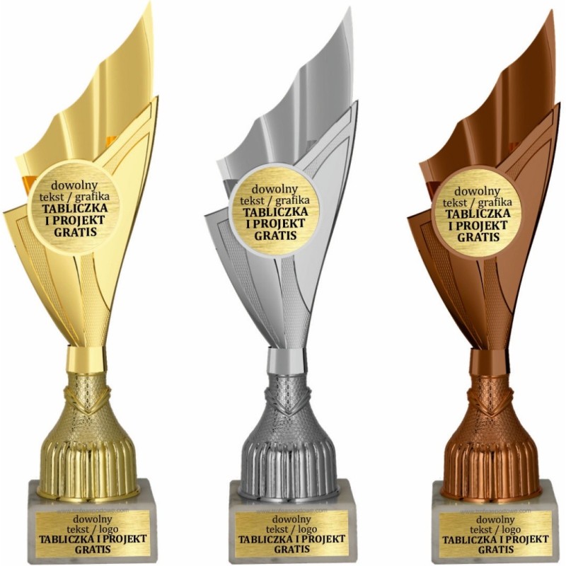Puchar okolicznościowy 9284 w trzech kolorach podium z dużym emblematem