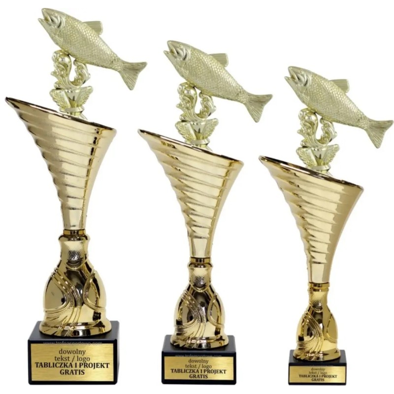 Komplet pucharów NT1000 z figurką ryba wędkarstwo 31-28-27 cm Komplet pucharów NT1000 z figurką ryba wędkarstwo 31-28-27 cm