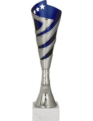 Puchar sportowy 8383 w srebrno-niebieskiej odsłonie