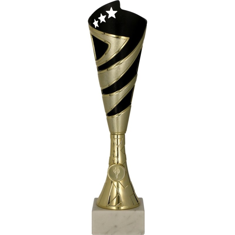 8384 – efektowny puchar w złoto-czarnej odsłonie