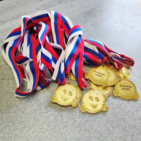 Medal uśmiechnięta buźka 5cm z szarfą i personalizacją