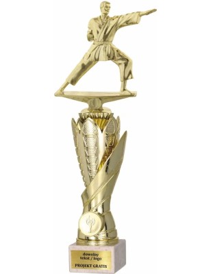 Puchar S630 z figurką KARATE A54