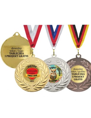 Medal uniwersalny z grawerem 5cm z dwiema wklejkami i szarfą
