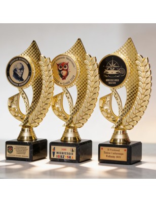 Statuetka z laurem 21-23cm z dwiema tabliczkami