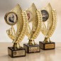 Statuetka z laurem na uroczystości szkolne z dwiema wklejkami w cenie 21-23cm Statuetka z laurem na uroczystości szkolne z dwiema wklejkami w cenie 21-23cm