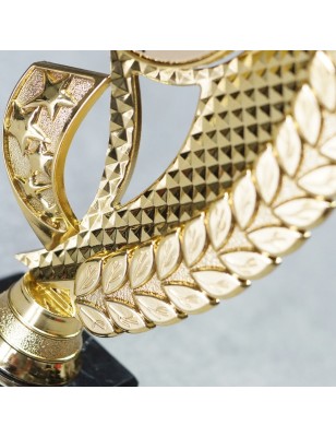 Elegancka statuetka z grawerem dla szefa i pamiątka na jubileusz firmy z dwoma polami znakowania