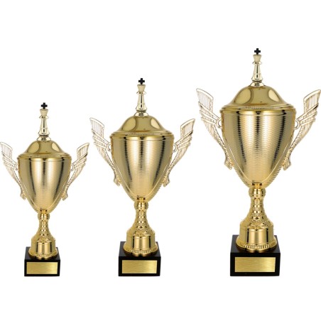 Złoty zestaw Pucharów z figurką szachy - komplet trzech sztuk